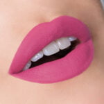 Vatenn 18 Hrs Kissproof Liquid Lipstick-05(Ravishing Rose) - Image 2