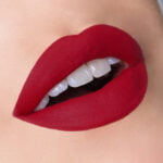 Vatenn 18 Hrs Kissproof Liquid Lipstick-8(Deep Red) - Image 2