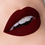 Vatenn 18 Hrs Kissproof Liquid Lipstick-17(Famous) - Image 2