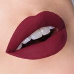 Vatenn 18 Hrs Kissproof Liquid Lipstick-23(Moscow) - Image 2